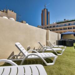 Отель Paceville Apartments Мальта, Сан Джулианс - отзывы, цены и фото номеров - забронировать отель Paceville Apartments онлайн бассейн