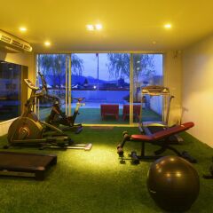 Отель Sino House Phuket Hotel Таиланд, Пхукет - отзывы, цены и фото номеров - забронировать отель Sino House Phuket Hotel онлайн фитнесс-зал