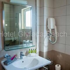 Glyfada Beach Hotel ванная фото 2
