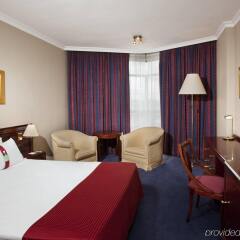 Отель Canopy by Hilton Madrid Castellana Испания, Мадрид - 9 отзывов об отеле, цены и фото номеров - забронировать отель Canopy by Hilton Madrid Castellana онлайн комната для гостей фото 4