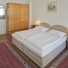 Отель EA Esplanade Apartmány Чехия, Карловы Вары - отзывы, цены и фото номеров - забронировать отель EA Esplanade Apartmány онлайн комната для гостей фото 3
