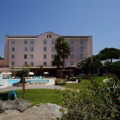 Отель Isola Sacra Rome Airport парковка