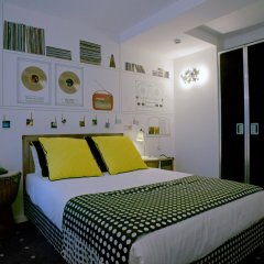 Hôtel du Triangle d'Or in Paris, France from 311$, photos, reviews - zenhotels.com guestroom