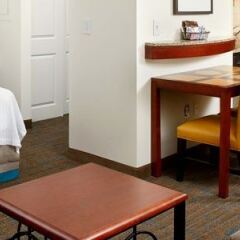 Отель Residence Inn by Marriott Columbus Downtown США, Колумбус - отзывы, цены и фото номеров - забронировать отель Residence Inn by Marriott Columbus Downtown онлайн комната для гостей фото 5