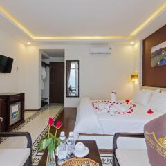 Отель Golden Palm Villa комната для гостей