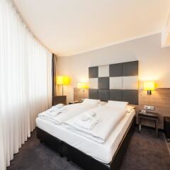 Отель Select Hotel Spiegelturm Berlin Германия, Берлин - 1 отзыв об отеле, цены и фото номеров - забронировать отель Select Hotel Spiegelturm Berlin онлайн сейф в номере