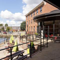 Отель YHA Manchester балкон