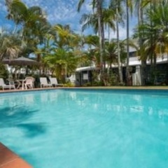Отель Caribbean Noosa Австралия, Нуза-Хедc - отзывы, цены и фото номеров - забронировать отель Caribbean Noosa онлайн бассейн фото 2