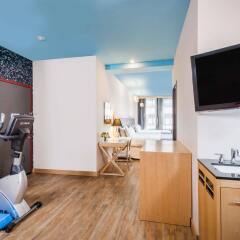 Отель TRYP By Wyndham Times Square South в номере