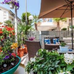 Hotel Villa Franco Римини бассейн