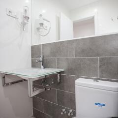 Отель Hostal CC Malasaña в номере фото 2