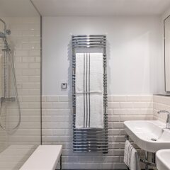 Normandy Hotel Париж ванная