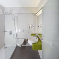Lalila Blue Hotel By Blue Bay Platinum Турция, Мармарис - отзывы, цены и фото номеров - забронировать отель Lalila Blue Hotel By Blue Bay Platinum онлайн ванная фото 2