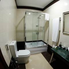 Отель Vilesh Palace Hotel Азербайджан, Масаллы - отзывы, цены и фото номеров - забронировать отель Vilesh Palace Hotel онлайн ванная фото 2