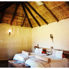 Отель Chrislin African Lodge комната для гостей