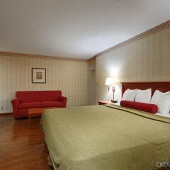 Отель Best Western Plus Raffles Inn & Suites комната для гостей фото 5