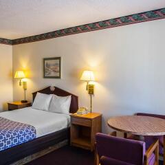 Отель Econo Lodge Effingham детские мероприятия