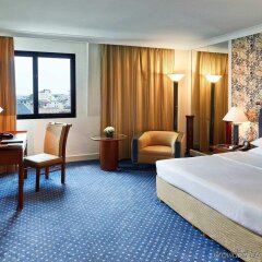 Отель Hilton Hanoi Opera комната для гостей
