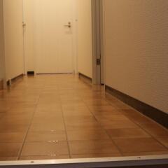 Tsubame Guesthouse – Hostel Токио интерьер отеля