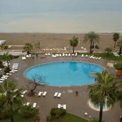 Отель Riu Nautilus - Adults only Испания, Торремолинос - отзывы, цены и фото номеров - забронировать отель Riu Nautilus - Adults only онлайн бассейн фото 2