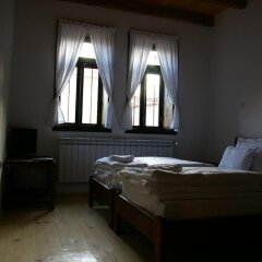 Отель Mutafova Guest House Шумен комната для гостей фото 2