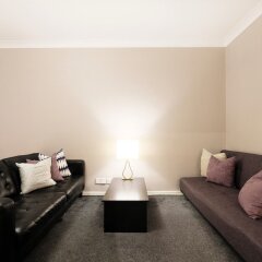 Отель Bright and Spacious Flat in London - Sleeps 4 интерьер отеля