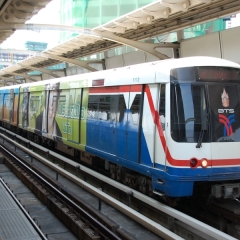 Отель Nine Place Sukhumvit 81 городской автобус