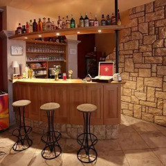 Hotel Paganini Мельник гостиничный бар
