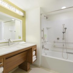 Home2 Suites by Hilton Canton in Canton, United States of America from 157$, photos, reviews - zenhotels.com bathroom