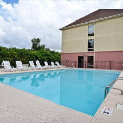 Отель Comfort Suites Wilmington бассейн фото 2