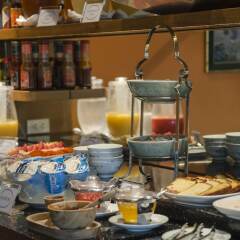 Tarntawan Place Hotel Surawong Bangkok Бангкок фото 6