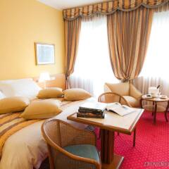 Отель Grand Hotel Trieste & Victoria Италия, Абано-Терме - 2 отзыва об отеле, цены и фото номеров - забронировать отель Grand Hotel Trieste & Victoria онлайн комната для гостей фото 5