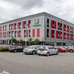 Отель Holiday Inn London - Luton Airport парковка