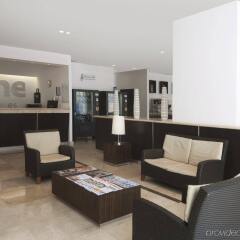 Отель One Acapulco Costera интерьер отеля фото 2