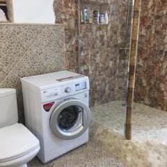 Гостиница Wave Holiday Home в Анапе отзывы, цены и фото номеров - забронировать гостиницу Wave Holiday Home онлайн Анапа ванная
