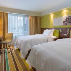 Отель Hampton by Hilton Warsaw City Centre Польша, Варшава - - забронировать отель Hampton by Hilton Warsaw City Centre, цены и фото номеров комната для гостей фото 5