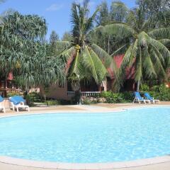Отель D.R. Lanta Bay Resort бассейн фото 2