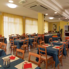 Отель BAHAMA Римини питание
