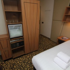 Savoy Hotel Amsterdam сейф в номере