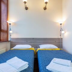 Hotel Simple Plus комната для гостей