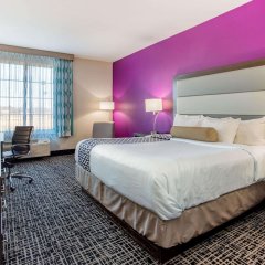 La Quinta Inn & Suites by Wyndham Springfield IL in Springfield, United States of America from 136$, photos, reviews - zenhotels.com photo 4