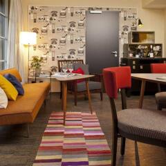 Отель Henri Hotel Hamburg Downtown Германия, Гамбург - 1 отзыв об отеле, цены и фото номеров - забронировать отель Henri Hotel Hamburg Downtown онлайн интерьер отеля фото 3
