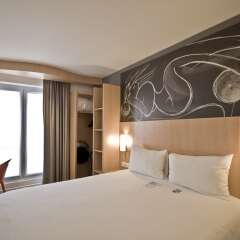 Отель ibis Paris Père Lachaise Франция, Париж - отзывы, цены и фото номеров - забронировать отель ibis Paris Père Lachaise онлайн комната для гостей фото 4