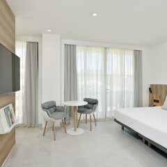 Отель INNSiDE Calvia Beach комната для гостей фото 4
