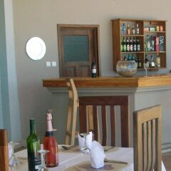 Отель Elmina Bay Resort Гана, Шама - отзывы, цены и фото номеров - забронировать отель Elmina Bay Resort онлайн гостиничный бар