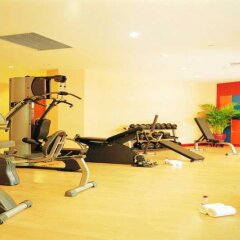 Friendship Hotel Hangzhou фитнесс-зал