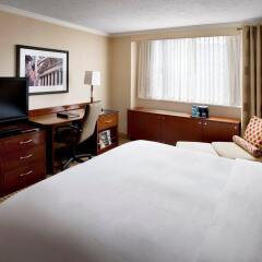 Отель New York Marriott Downtown США, Нью-Йорк - отзывы, цены и фото номеров - забронировать отель New York Marriott Downtown онлайн удобства в номере фото 2