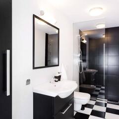 Отель MoHo S Hostel Польша, Вроцлав - отзывы, цены и фото номеров - забронировать отель MoHo S Hostel онлайн ванная фото 2