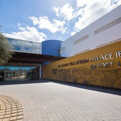 Отель Grand Palladium Palace Ibiza Resort & Spa - Все включено парковка