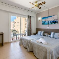 Hotel Costa Mediterraneo комната для гостей фото 3